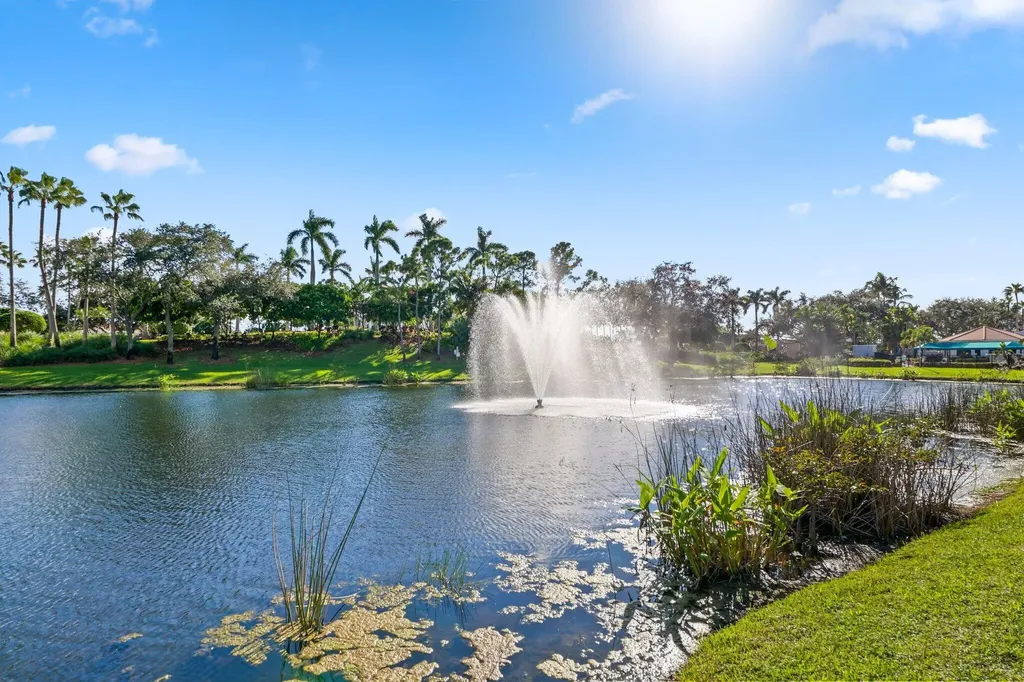 19245 Skyridge Circle Boca Raton FL 33498