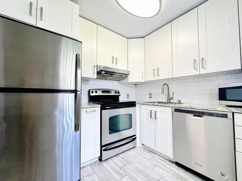 144 Mansfield D Boca Raton FL 33434
