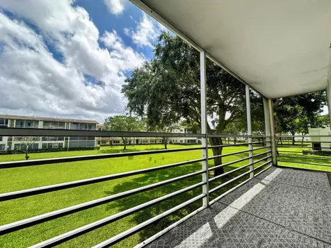144 Mansfield D Boca Raton FL 33434