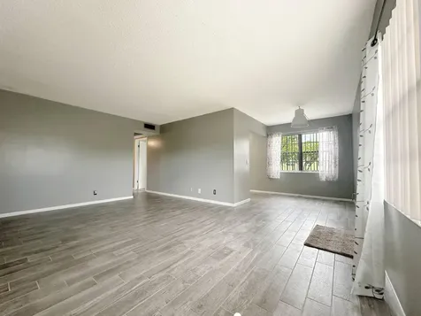 144 Mansfield D Boca Raton FL 33434