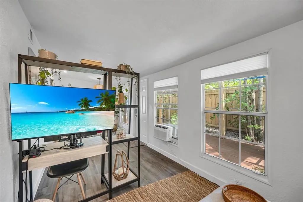 312 SW 12th Avenue Fort Lauderdale FL 33312
