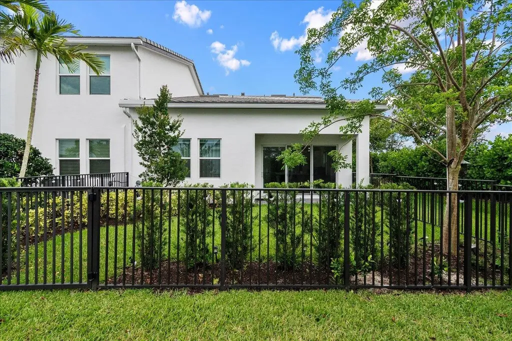 16493 Helix Court Westlake FL 33470