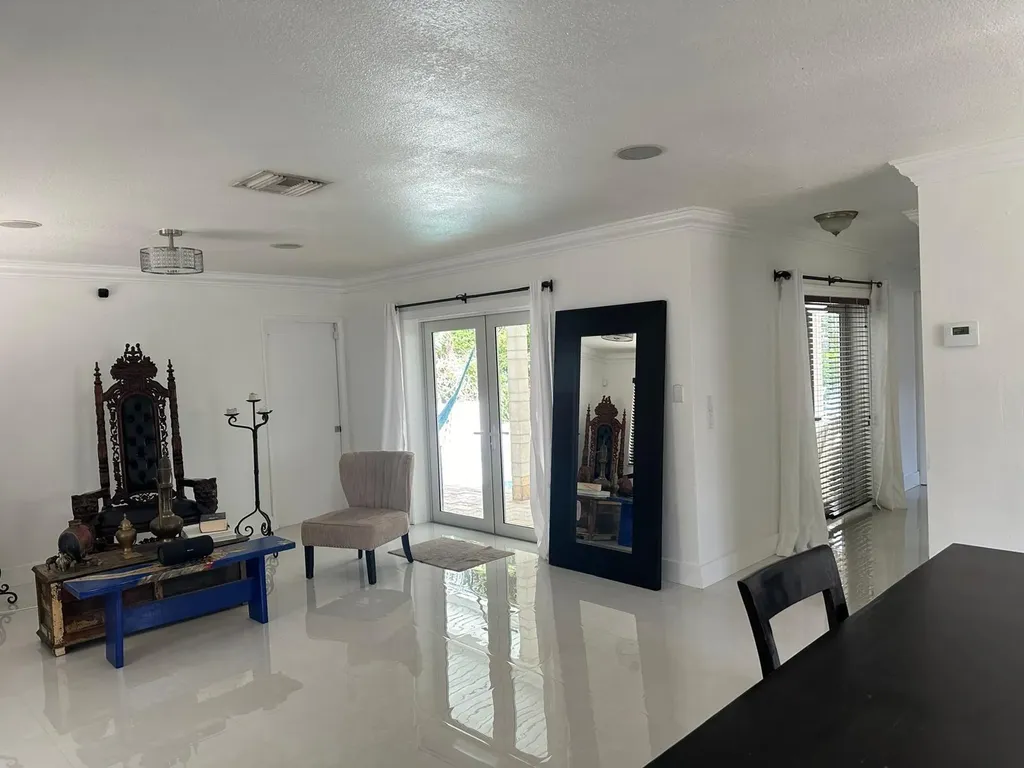 2645 Scott Street Hollywood FL 33020