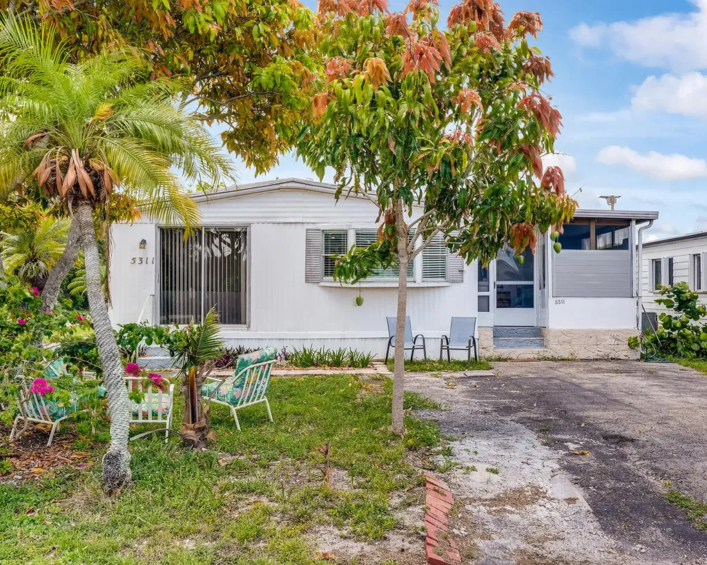 5311 SW 23rd Terrace Fort Lauderdale FL 33312