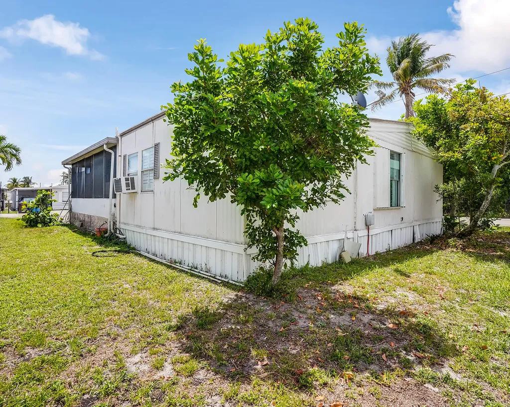5311 SW 23rd Terrace Fort Lauderdale FL 33312