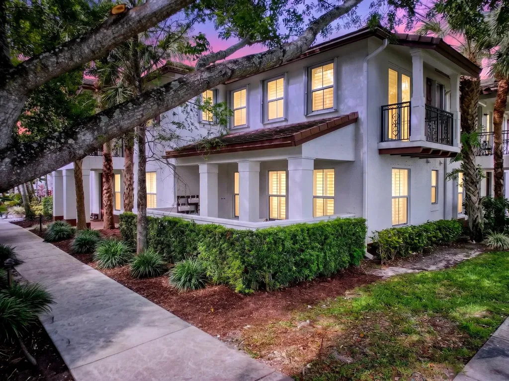 4680 Mimosa Place Coconut Creek FL 33073