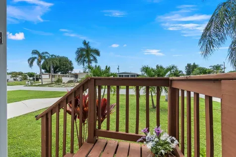 8011 SE Skylark Avenue Hobe Sound FL 33455