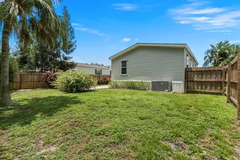 8011 SE Skylark Avenue Hobe Sound FL 33455