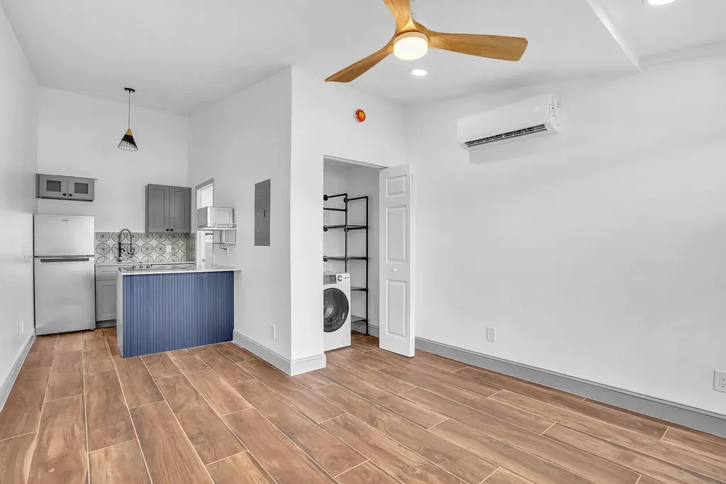 4011 36th Court West Palm Beach FL 33407