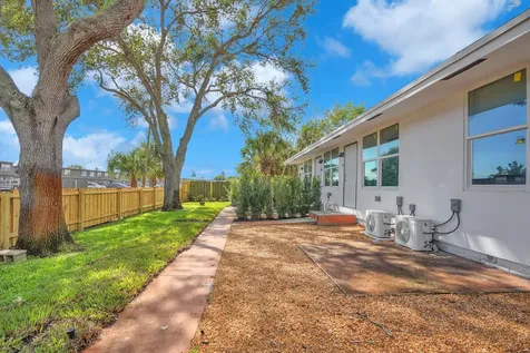 4011 36th Court West Palm Beach FL 33407