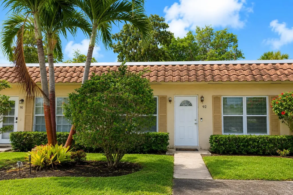 92 Lariat Circle Boca Raton FL 33487