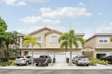 105 Lighthouse Circle Tequesta FL 33469