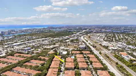 105 Lighthouse Circle Tequesta FL 33469