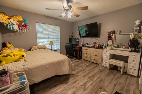 1193 SW Live Oak Cove Port St Lucie FL 34986