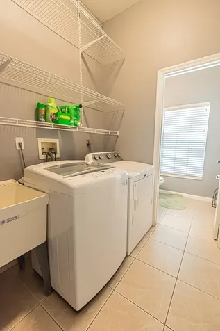 1193 SW Live Oak Cove Port St Lucie FL 34986