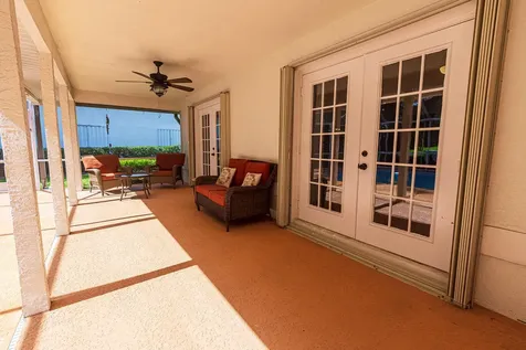 1193 SW Live Oak Cove Port St Lucie FL 34986