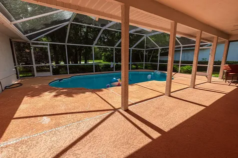 1193 SW Live Oak Cove Port St Lucie FL 34986