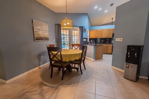 1193 SW Live Oak Cove Port St Lucie FL 34986