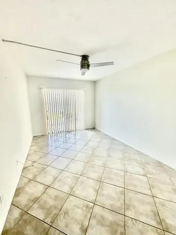 1047 Exeter C Boca Raton FL 33434