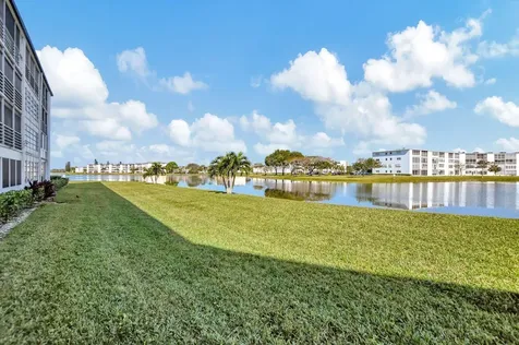 1047 Exeter C Boca Raton FL 33434
