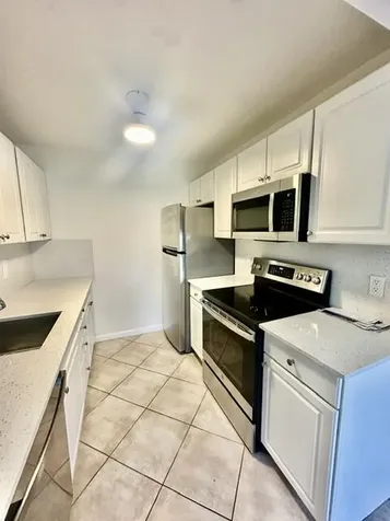 1047 Exeter C Boca Raton FL 33434
