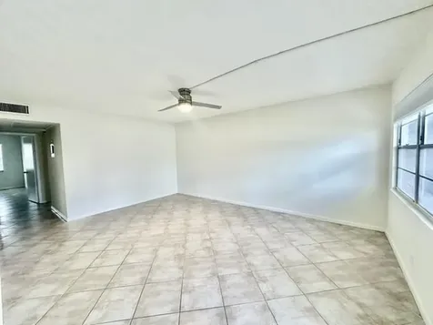 1047 Exeter C Boca Raton FL 33434