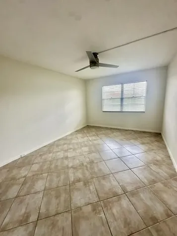 1047 Exeter C Boca Raton FL 33434