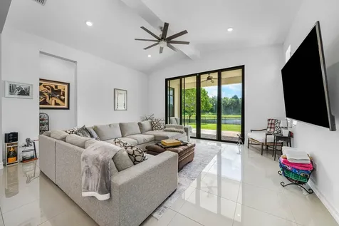 9027 Grand Prix Lane Boynton Beach FL 33472
