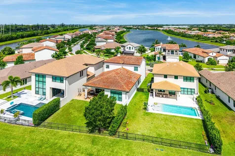 9027 Grand Prix Lane Boynton Beach FL 33472