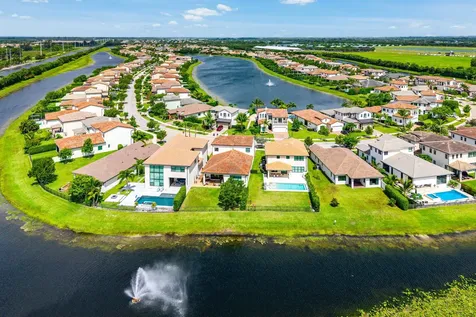 9027 Grand Prix Lane Boynton Beach FL 33472