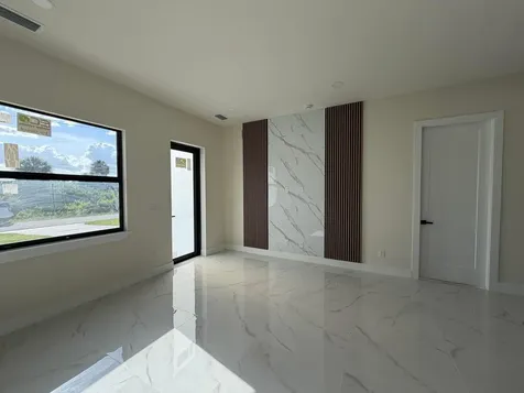 515 Kingsbury Lane Lehigh Acres FL 33974