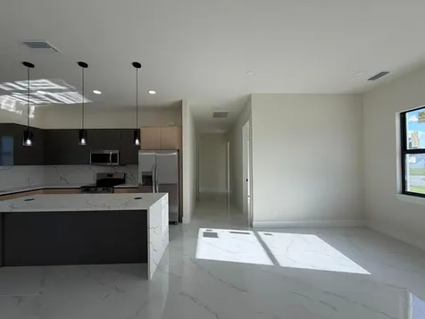 515 Kingsbury Lane Lehigh Acres FL 33974
