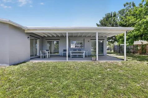 5804 NW 14th Street Sunrise FL 33313