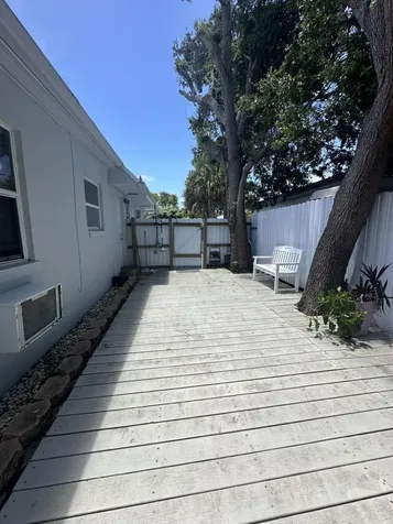 119 Sunrise Avenue Lantana FL 33462