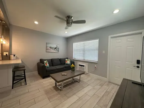 119 Sunrise Avenue Lantana FL 33462