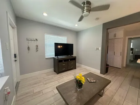 119 Sunrise Avenue Lantana FL 33462
