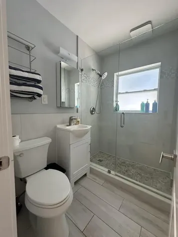 119 Sunrise Avenue Lantana FL 33462