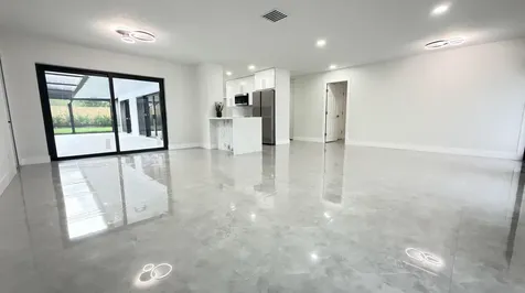 712 E Boulevard Chatelaine Delray Beach FL 33445