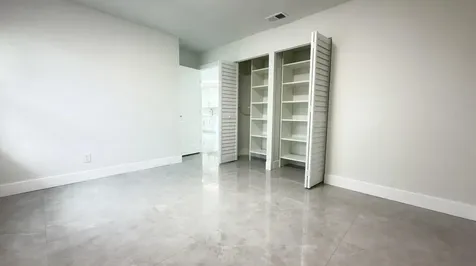 712 E Boulevard Chatelaine Delray Beach FL 33445