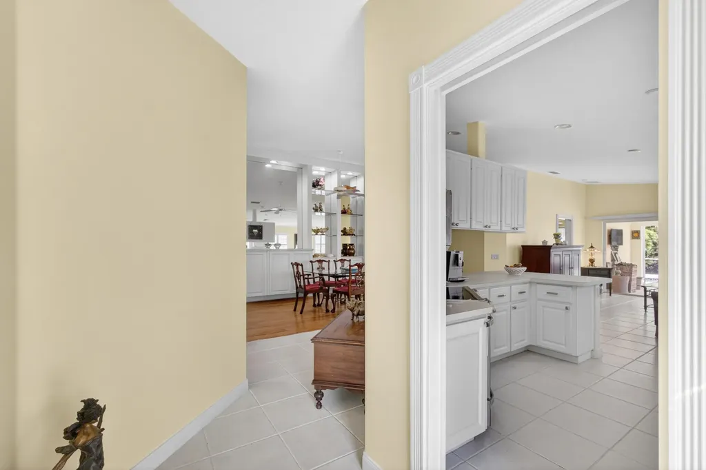 8522 SE Retreat Drive Hobe Sound FL 33455