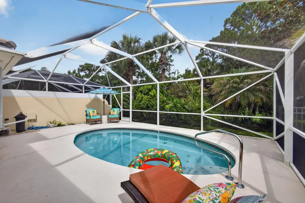 8522 SE Retreat Drive Hobe Sound FL 33455