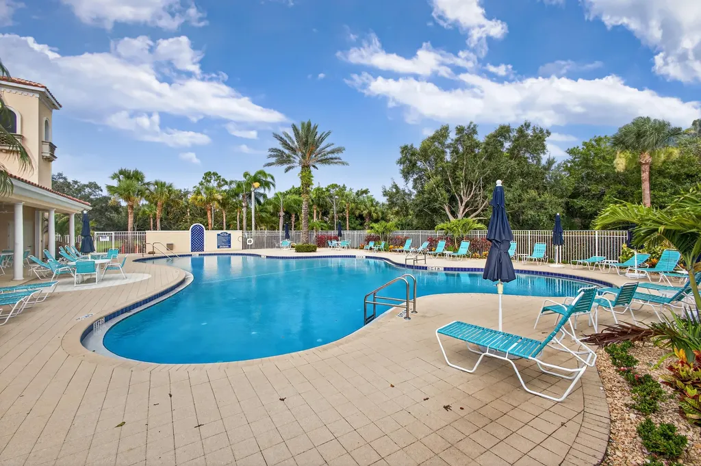 8522 SE Retreat Drive Hobe Sound FL 33455