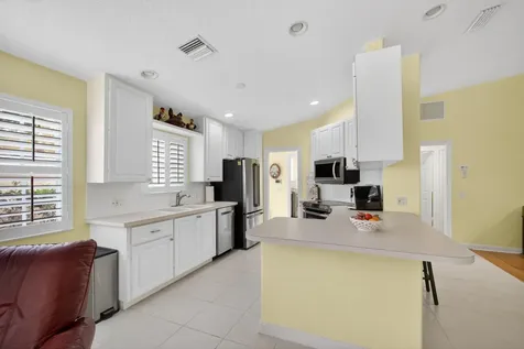 8522 SE Retreat Drive Hobe Sound FL 33455