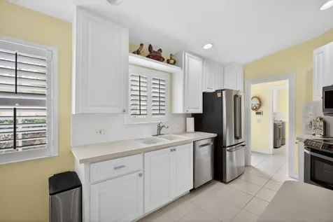 8522 SE Retreat Drive Hobe Sound FL 33455