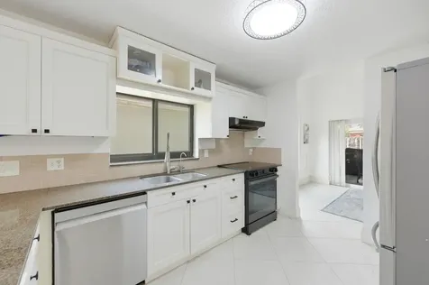 7680 NW 61st Terrace Parkland FL 33067