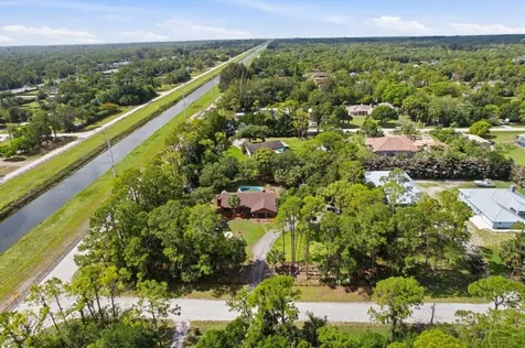 16888 Hialeah Drive W The Acreage FL 33470