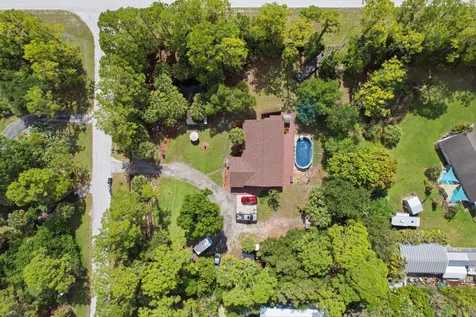 16888 Hialeah Drive W The Acreage FL 33470