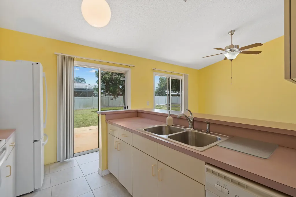 1701 SW Cashmere Boulevard Port St Lucie FL 34953