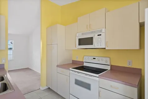 1701 SW Cashmere Boulevard Port St Lucie FL 34953