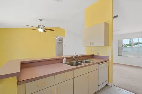 1701 SW Cashmere Boulevard Port St Lucie FL 34953